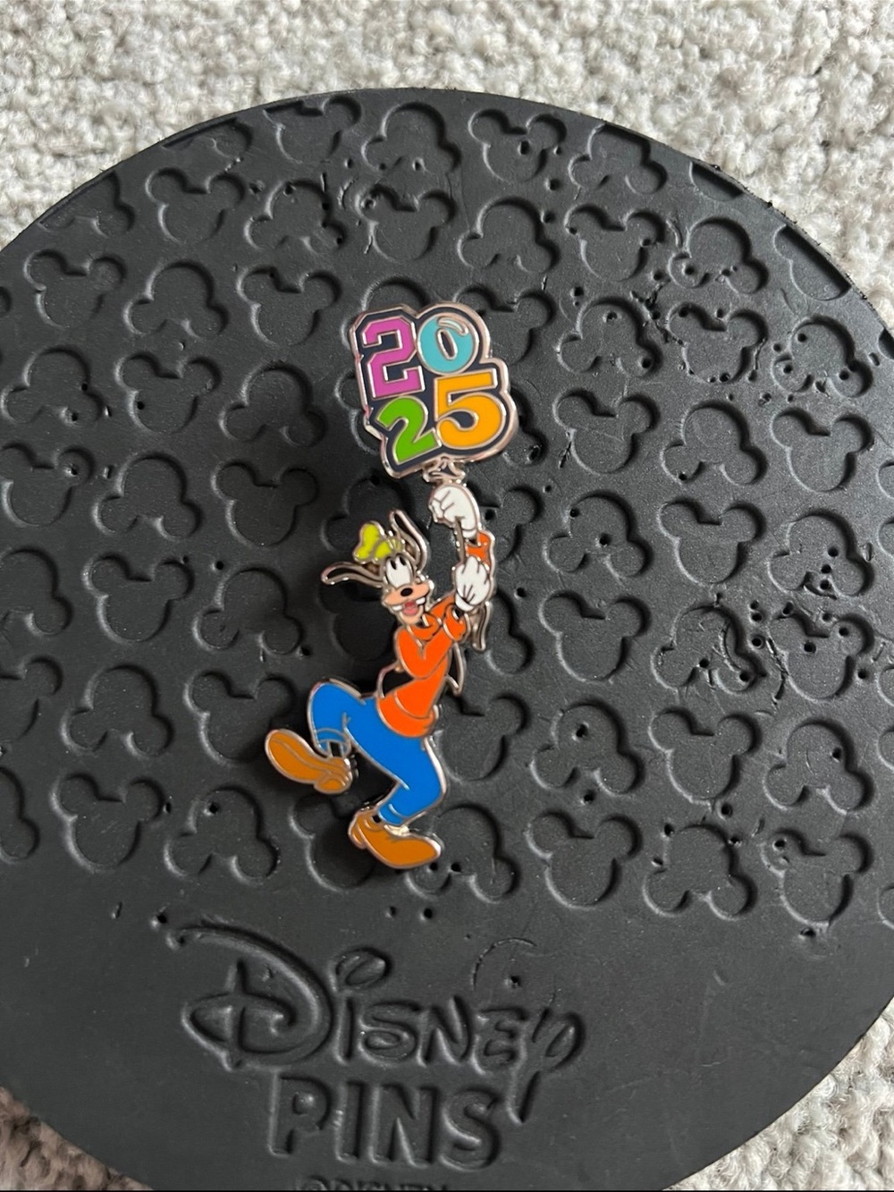 Goofy 2025 Disney Pin